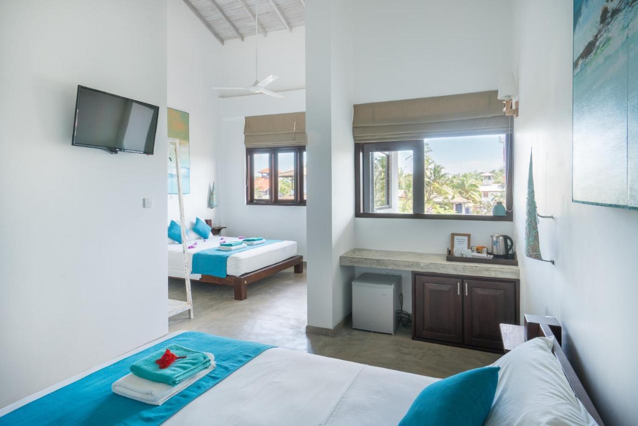 At Ease Beach Hotel Hikkaduwa Eksteriør billede